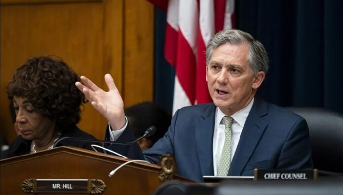 رئيس لجنة الخدمات المالية في الكونغرس الأمريكي، يعلن دعمه لنضال الشعب الإيراني وخطة مريم رجوي