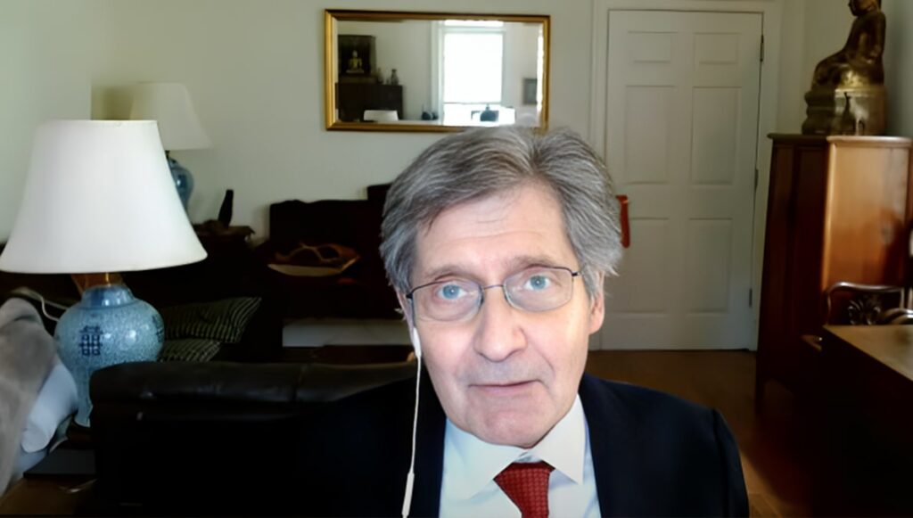 المبعوث الأمريكي السابق جوزيف ديتراني: "إيران في قلب شبكة الانتشار النووي وتتلقى مساعدة من كوريا الشمالية"