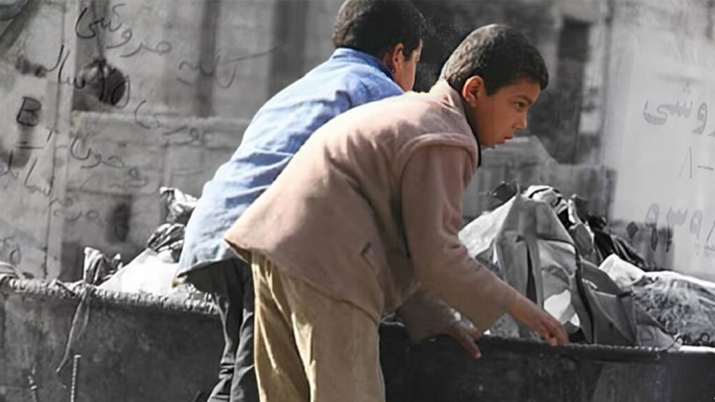 ثروة إيران النفطية الهائلة تُبدَّد وسط الفقر والفساد