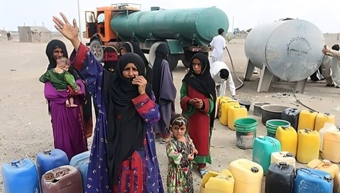 صحيفة حكومية تفضح عمق الفساد وسوء الإدارة وراء أزمة المياه الخانقة في إيران