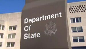 واشنطن ترحب بعودة العقوبات وتدعو طهران لمفاوضات مباشرة بحسن نية