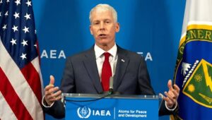 وزير الطاقة الأمريكي: يجب تفكيك مسار النظام الإيراني نحو السلاح النووي بالكامل