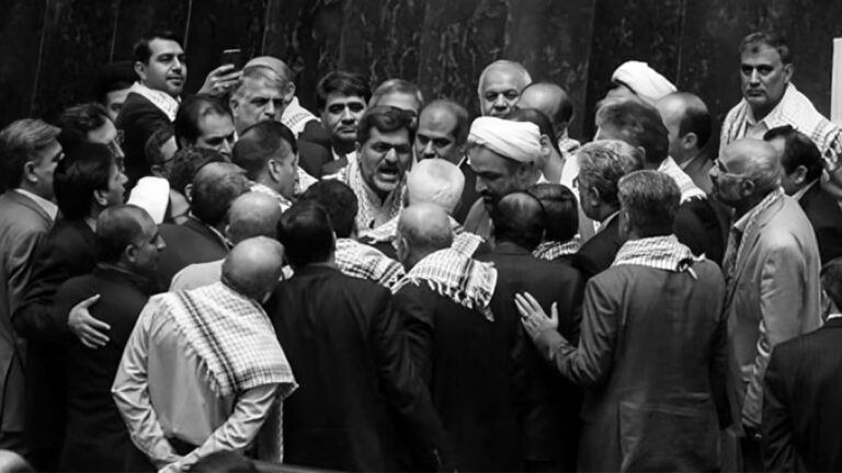 صراع الأجنحة يشتعل في برلمان النظام الإيراني: من كارثة الغلاء إلى تهديد آلية الزناد الأوروبية