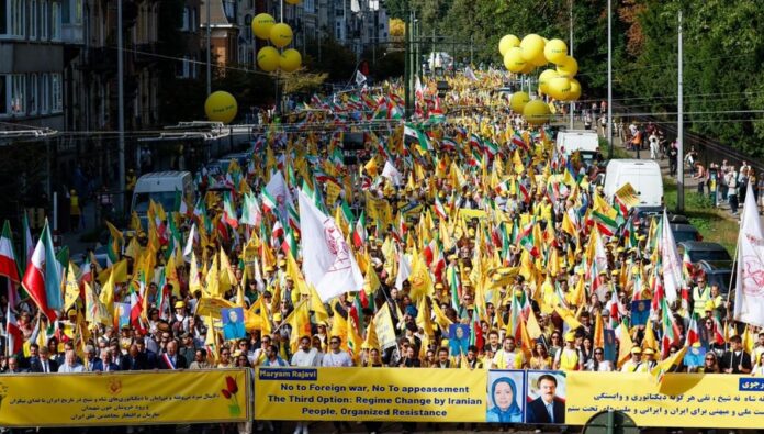 مريم رجوي: إيران على أعتاب مرحلة جديدة