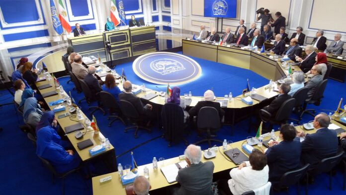 المجلس الوطني للمقاومة الإيرانية: المشروع المشؤوم للقنبلة النووية حبل المشنقة لنظام ولاية الفقيه