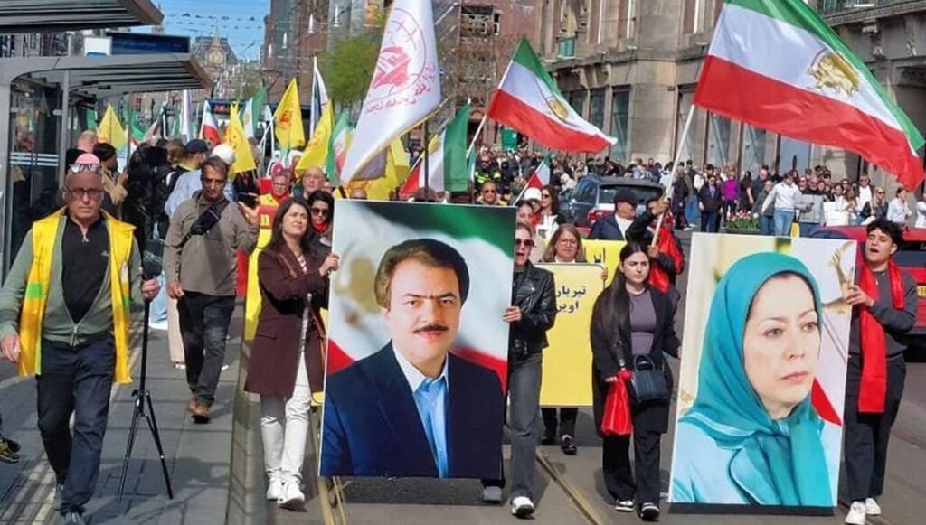 المركز الأوربي العراقي للصحافة: تظاهرات كبرى في نيويورك دعمًا للمقاومة الإيرانية