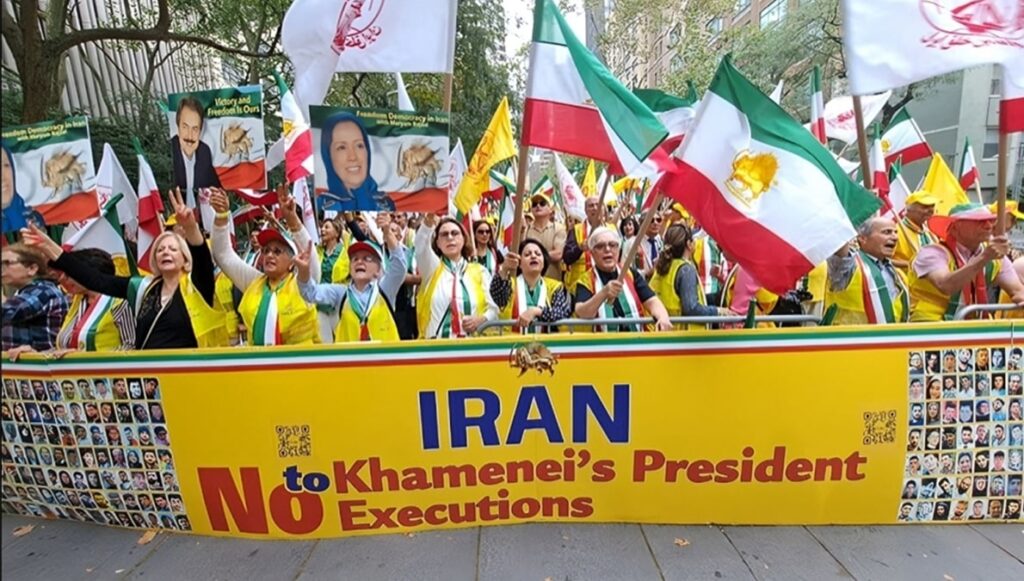 تجمع الإيرانيين في نيويورك: كيف يعكس الإعلام الحر الحقيقة ويفضح زيف إعلام النظام