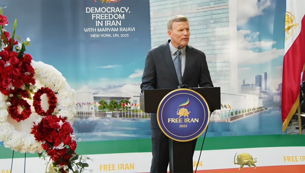 الجنرال تاد ولترز في مظاهرة نيويورك: المجلس الوطني للمقاومة هو البديل الديمقراطي الواضح للنظام غير الشرعي