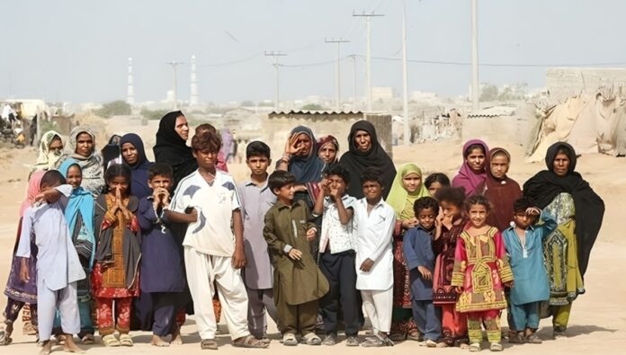 النظام الإيراني يمنع آلاف الأطفال البلوش من التعليم كعقاب جماعي