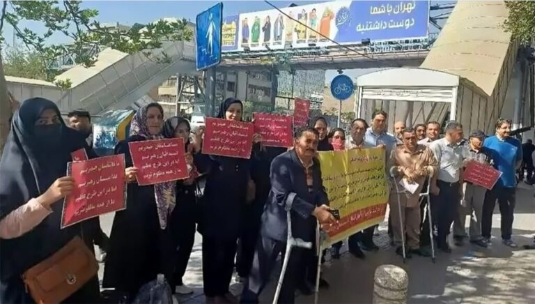 سبتمبر 2025: شهر من الاحتجاجات العارمة في جميع أنحاء إيران