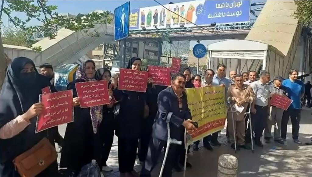 سبتمبر 2025: شهر من الاحتجاجات العارمة في جميع أنحاء إيران