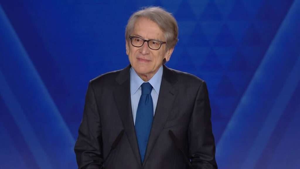 السيناتور جوليو تيرزي: إدراج حرس النظام على قائمة الإرهاب ضرورة حتمية، والخيار الثالث هو الحل الوحيد