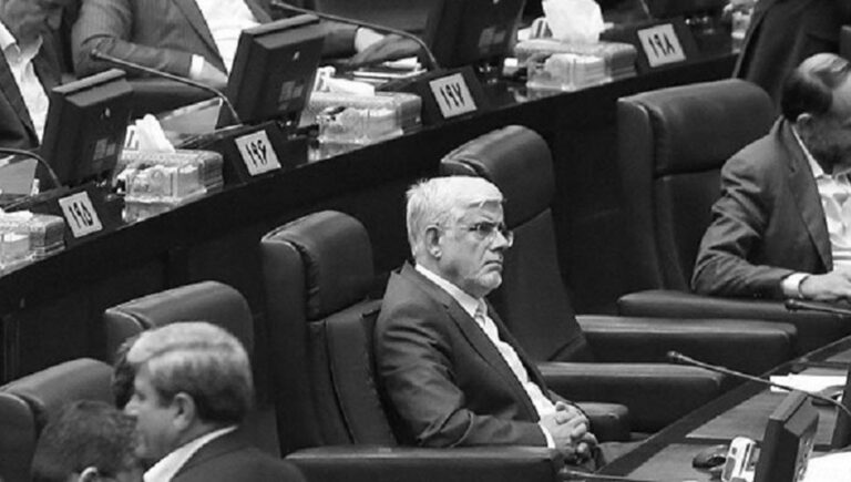 إيران .. اعترافات بـ”ديون بـ 6 مليارات” و”نهب 96 مليار دولار”