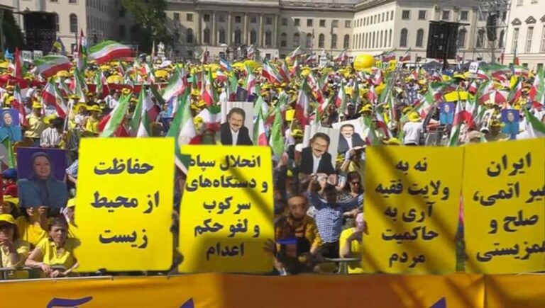  تصاعد المقاومة المنظمة يقوّض أركان النظام الإيراني
