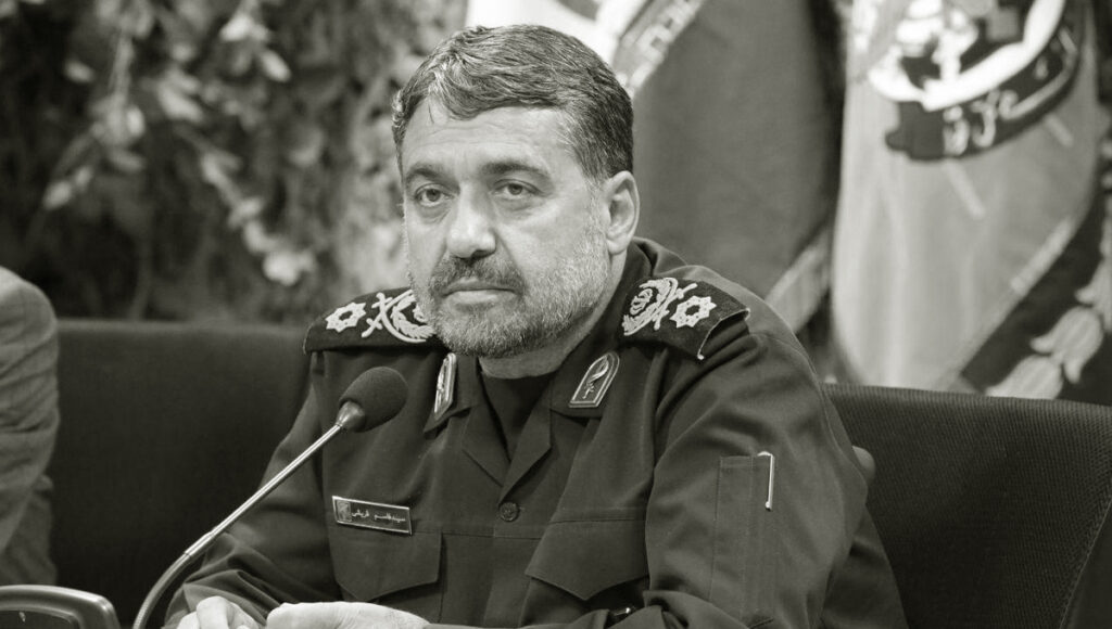 تصاعد الصراع داخل نظام الملالي وتحذير قريشي نائب قائد قوات البسيج من تفاقم الأزمة الداخلية