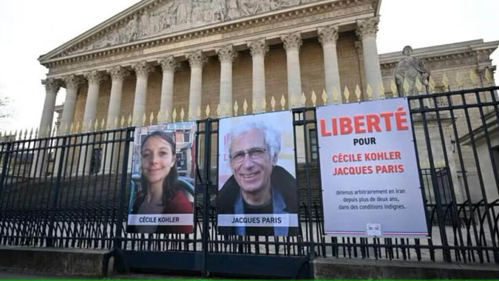 الإفراج عن رهينتين فرنسيتين من سجن إيفين؛ باريس تنهي 3 سنوات مما وصفته بـ "أخذ الرهائن الحكومي"