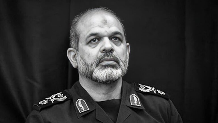 خامنئي يعين أحمد وحيدي نائباً لرئيس أركان قوات النظام