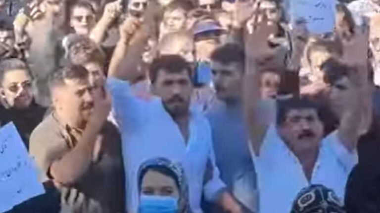 إيران على حافة الجفاف: احتجاجات على سرقة المياه  