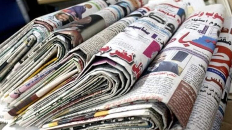 صحافة النظام: فساد مالي، انهيار بيئي، وحرب أجنحة مفتوحة