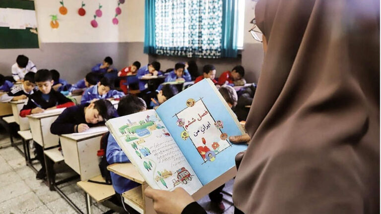 انهيار نظام التعليم الإيراني يهدد رأس المال البشري للبلاد