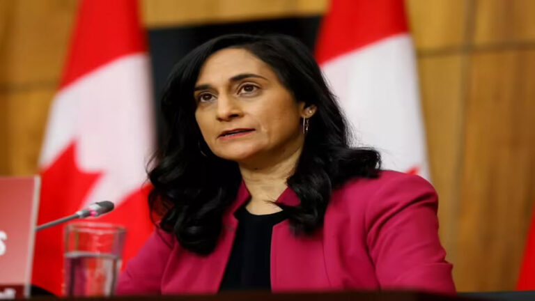 كندا تفرض عقوبات جديدة على 4 مسؤولين إيرانيين بارزين بسبب “القمع الممنهج والانتهاكات الجسيمة”