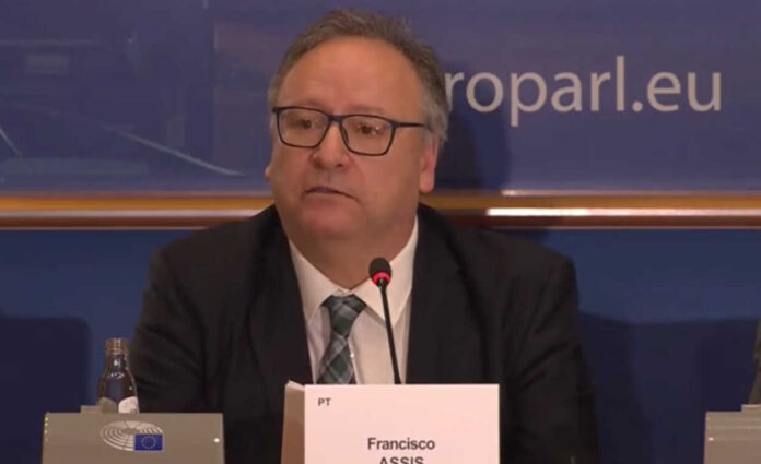 فرانسيسكو أسيس: علينا الاعتراف بمجزرة الـ 30 ألف سجين سياسي كجريمة ضد الإنسانية 