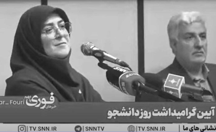 طوفان الغضب الطلابي يطرد المتحدثة باسم بزشكيان