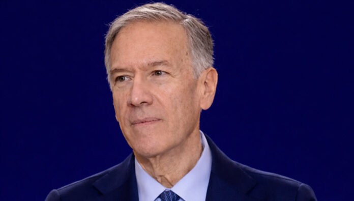 مايك بومبيو: الإيرانيون يستحقون حكومة تفكر في الشعب، وليس الملالي