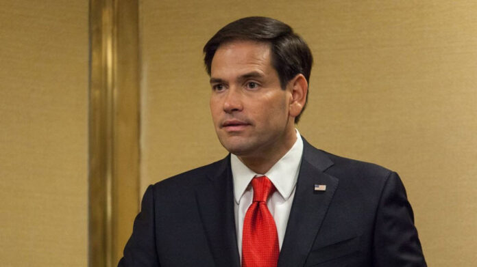 واشنطن تصعّد: فنزويلا قاعدة لـ «حرس النظام الإيراني» وتجميد الهجرة من إيران و18 دولة