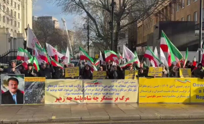 من أوروبا إلى أمريكا؛ الإيرانيون الأحرار ينتفضون في برد الشتاء دعماً للانتفاضة الوطنية وشعار 