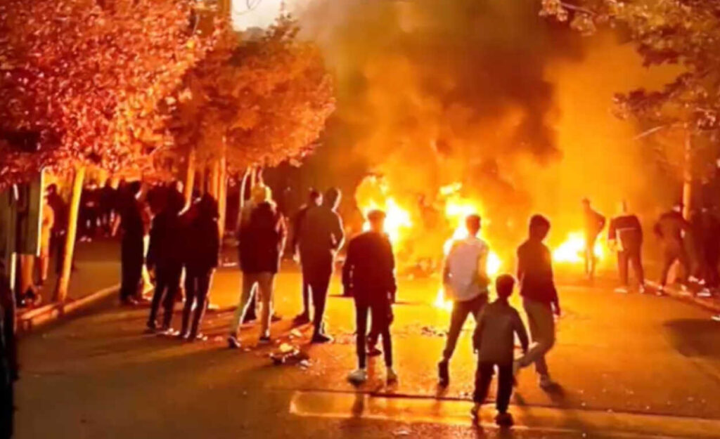 اليوم التاسع لانتفاضة إيران.. طهران تحت الحصار الأمني، إطلاق نار في "سنقر"