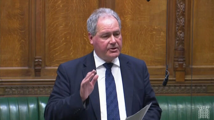 بلاك مان: حمل السلاح بوجه 