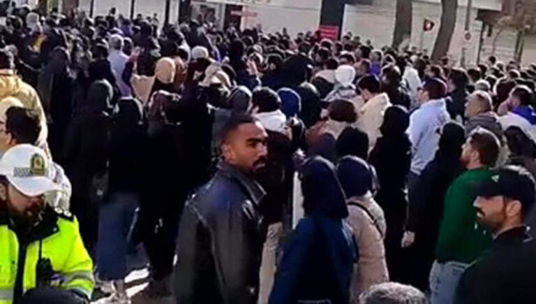 تقریر مباشر عن اليوم الحادي عشر للانتفاضة:آخر المستجدات الميدانية للانتفاضة في إيران