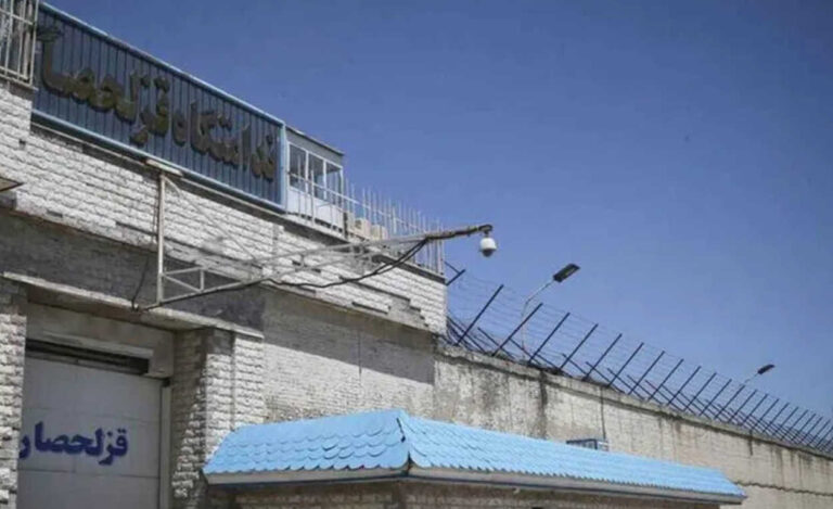 تظاهرات السجناء السياسيين في سجن قزل حصار بهتاف: حكومة المجازر، لتسقط لتسقط