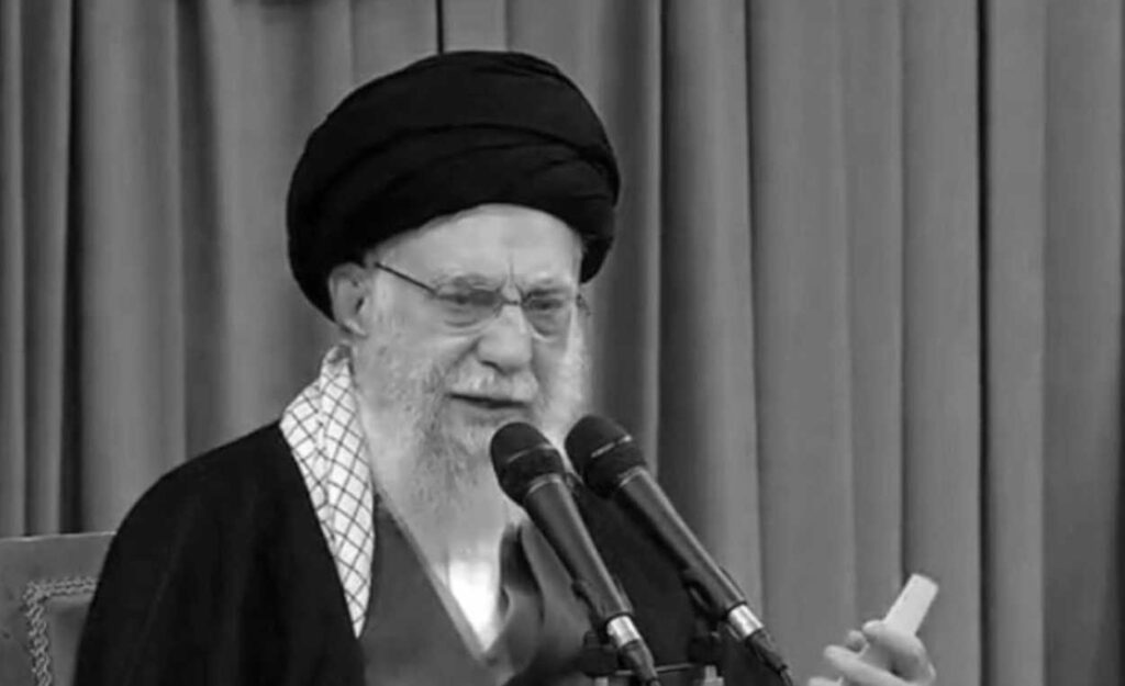 بعد تلقيه ضربات موجعة في المدن المنتفضة.. خامنئي يخرج عن صمته ويتوعد المتظاهرين بـ "عدم التهاون معهم"