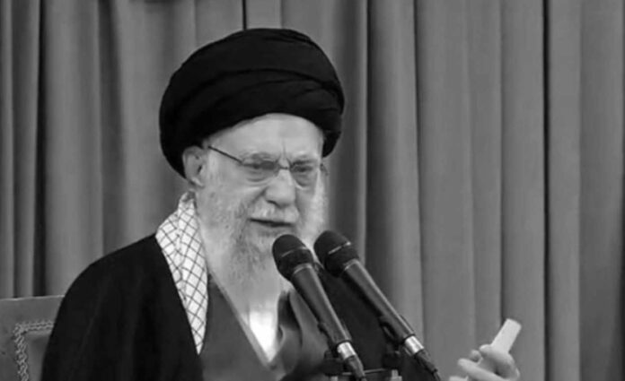 بعد تلقيه ضربات موجعة في المدن المنتفضة.. خامنئي يخرج عن صمته ويتوعد المتظاهرين بـ 