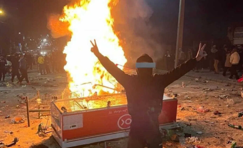 حصان طروادة في طهران