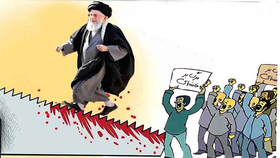 رواية خامنئي؛ الهروب إلى الخارج لإنكار مجزرة الداخل