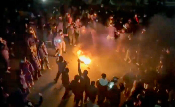 كشف وثائق سرية مسربة من طهران: النظام كان واثقاً من 