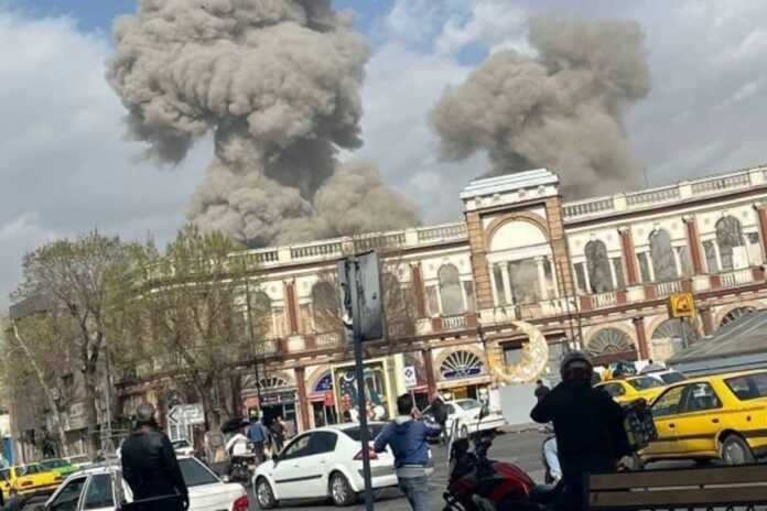  رويترز: مقتل وزير الدفاع وقائد قوات الحرس