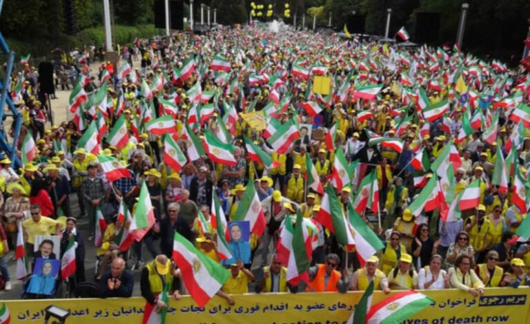 ميونيخ تتحضر لـ لاءات الإيرانيين: لا لنظام الشاه و لا لنظام الملالي.. والكشف عن وثائق المجازر المبيتة