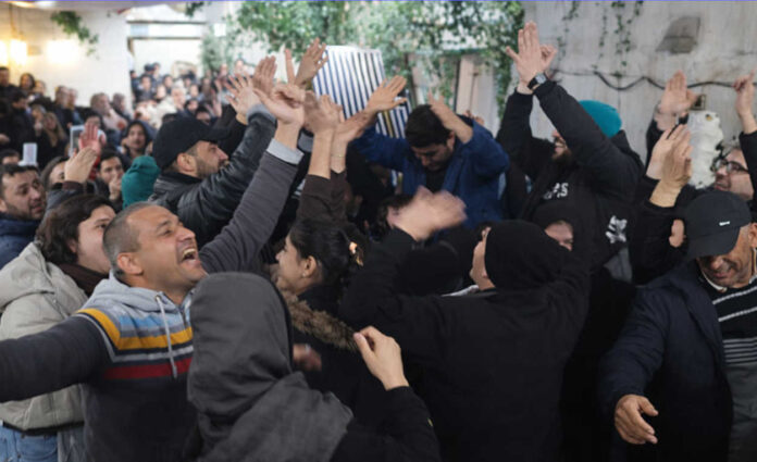 الموت والكرامة: حينما تخوض الديكتاتورية حرباً خاسرة ضد القبور.. 