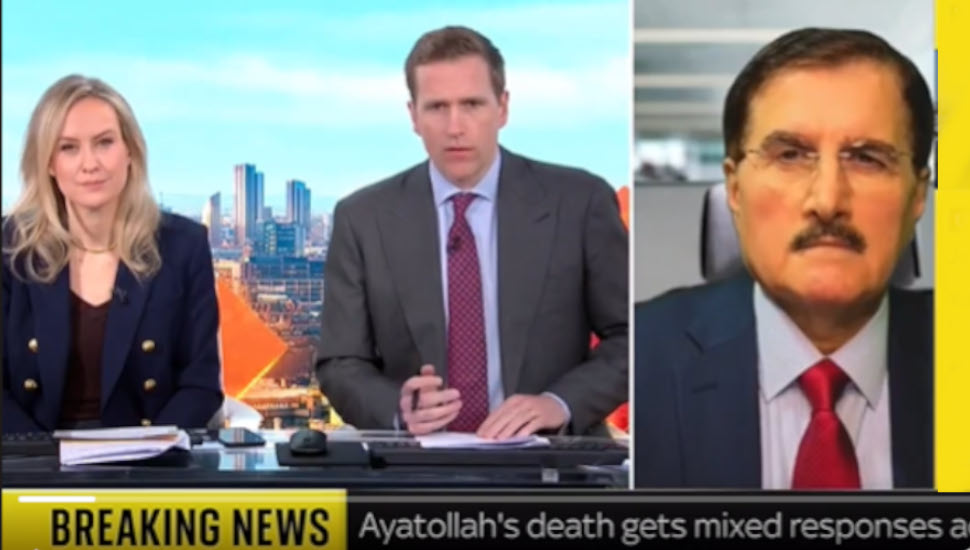 سكاي نيوز البريطانية: علي صفوي يؤكد جاهزية الحكومة المؤقتة لإدارة المرحلة الانتقالية