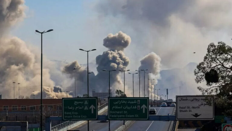 وكالة الصحافة الفرنسية: النظام يشدد قبضته في طهران خوفاً من الانتفاضة