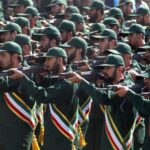 عسكرة الدولة والهروب للأمام: تحول النظام الإيراني إلى الحكم العسكري يفضح هشاشته العميقة