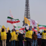 نيوزماكس: استراتيجية الخروج الأمريكية موجودة بالفعل داخل إيران والمقاومة هي الحل