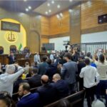 دمشق تشهد محاكمة غير مسبوقة لمسؤول أمني سابق عاطف نجیب وسط شهادات مؤثرة ومطالبات بالقصاص