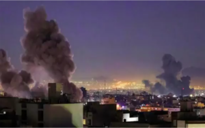 تكلفة باهظة لمغامرات خامنئي: الحرب تترك ندوباً غائرة في جسد الاقتصاد والمجتمع الإيراني