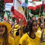 ربيع المقاومة الدائم: أربعة عقود من النضال توقد شعلة التمرد في جيل إيران الجديد