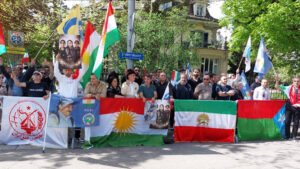 وقفات احتجاجية للإيرانيين الأحرار في سويسرا والنرويج: تنديد بهجمات النظام الإيراني على الأحزاب الكردية وتأكيد على مسار الحرية